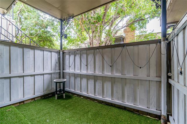 Building Photo - 7707 Meadow Park Dr