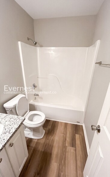 Building Photo - 128 Rocky Ridge Dr