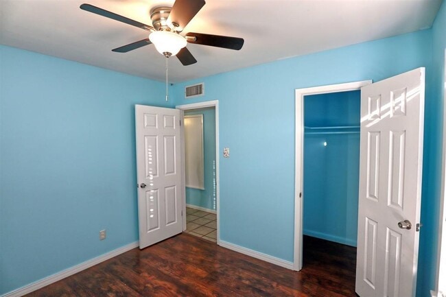 Building Photo - 209 Margaret Ln