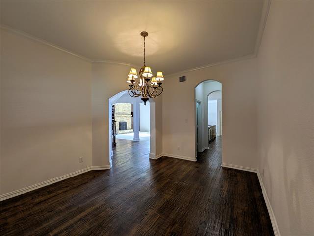 Building Photo - 1121 Waterford Way