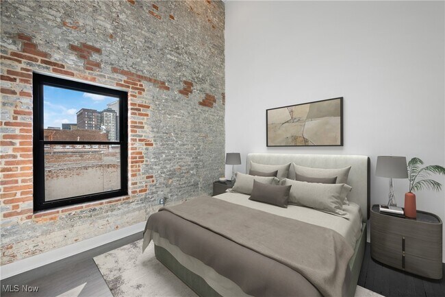 Building Photo - 1277 W 6th St