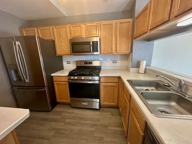 Building Photo - 1872 Middlebury Dr