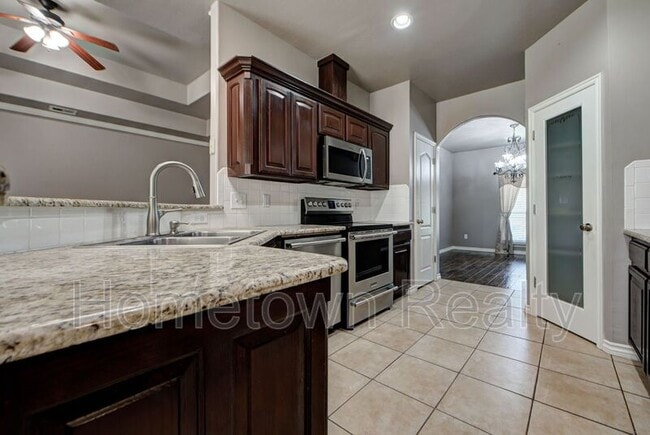 Building Photo - 4214 Topaz Cir