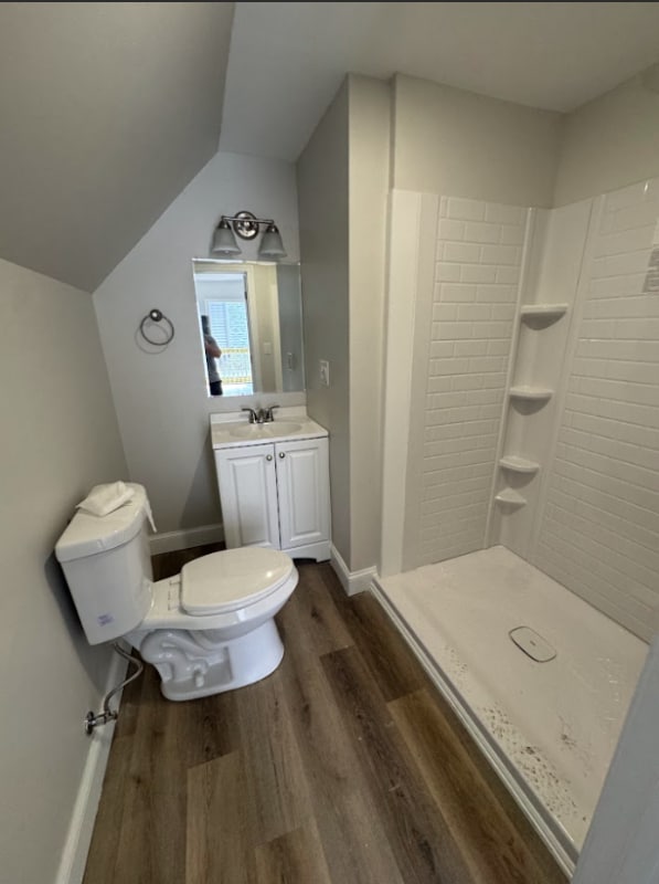 Building Photo - 510 Main St