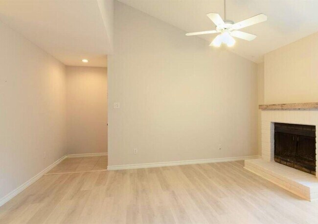Building Photo - 7950 N Stadium Dr