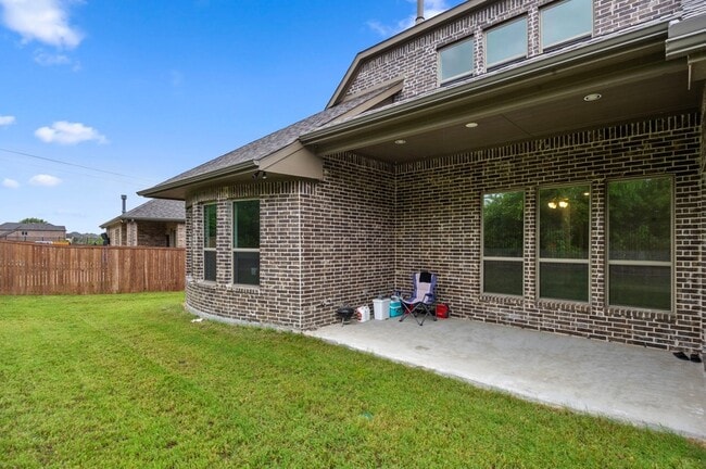 Building Photo - 16050 Talamore Ln