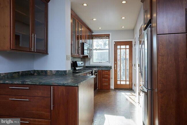 Building Photo - 964 Florida Ave NW