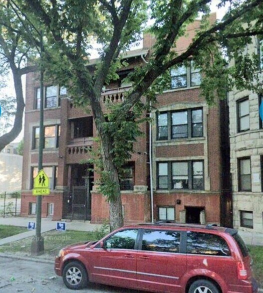 Building Photo - 5618 S Michigan Ave