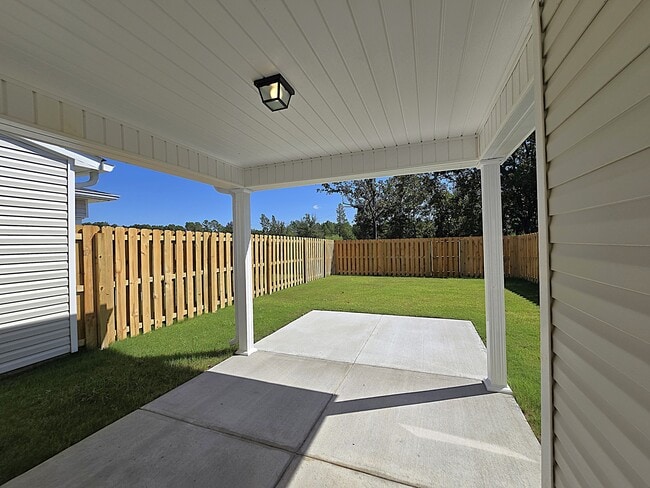 Building Photo - 8043 Bannock Cir