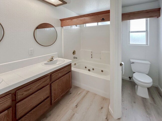 Building Photo - Single family home in Menifee!