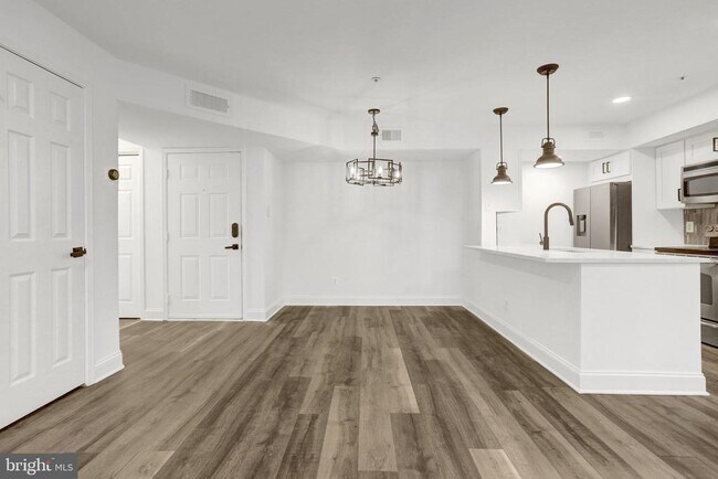 Building Photo - 3307 Wyndham Cir
