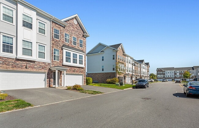 Building Photo - 34 Colgate Dr