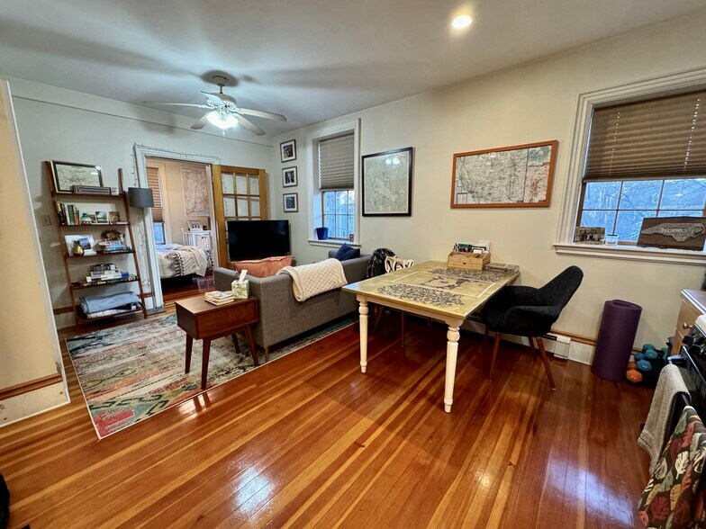 Building Photo - 24 Grovenor Rd