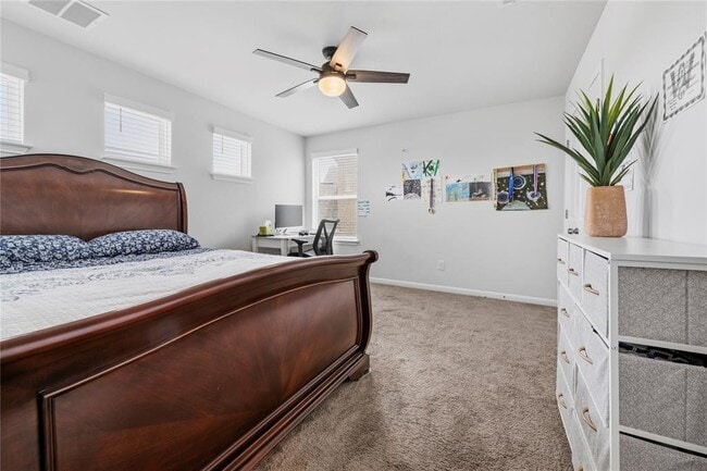 Building Photo - 317 Barton Oak Trl