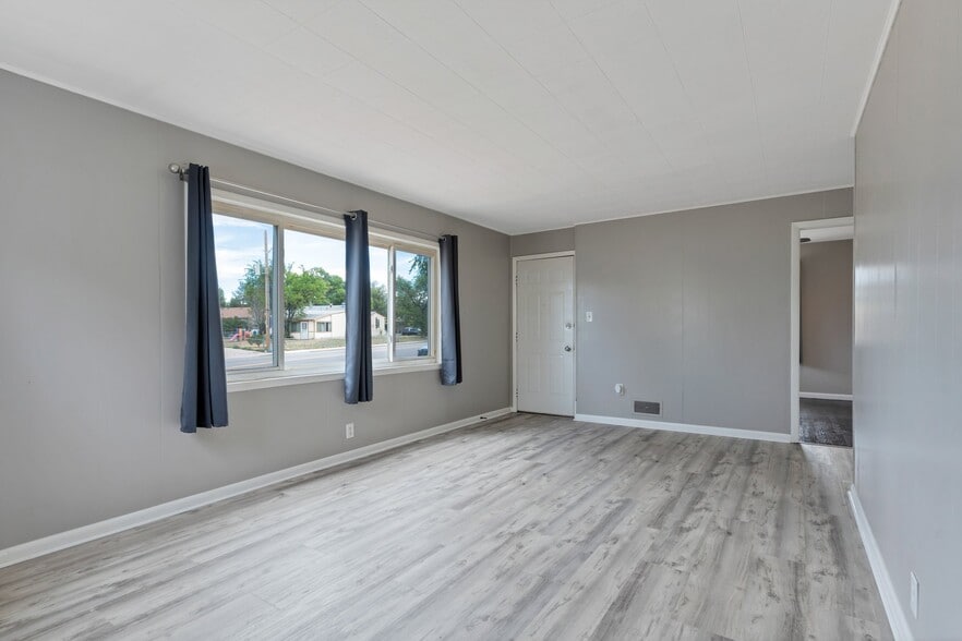 Living Room - 11612 Del Mar Pky
