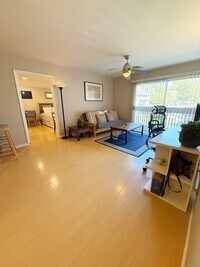 Building Photo - Beautiful 2 Bed/2 Bath Condo for Rent in Mission Verde!