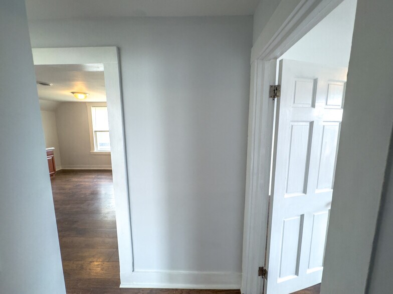 Building Photo - 255 County St