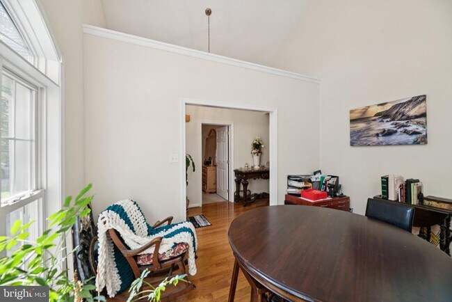 Building Photo - 14715 Jennifer Ct
