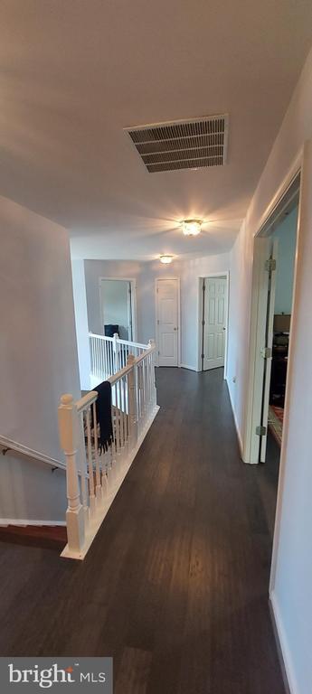 Building Photo - 121 Apple Blossom Way