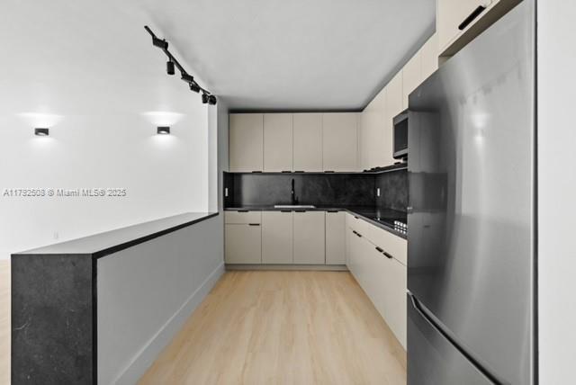 Building Photo - 14820 Naranja Lakes Blvd