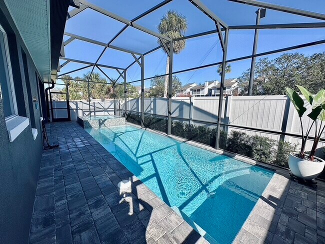 Building Photo - 107 Monroe View Trail