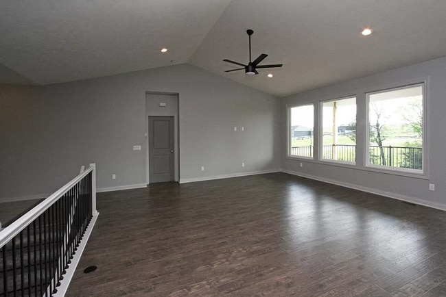 Building Photo - Beautiful 5 Bed/3 Bath House Available February 1st, 2026!