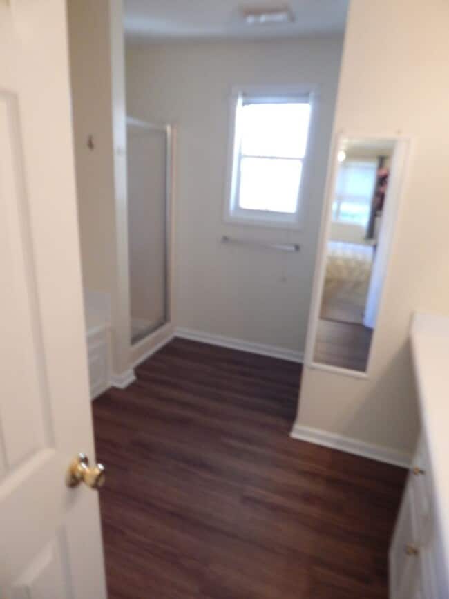 Building Photo - 2 bedroom 2 bath condo in Cape Cottages