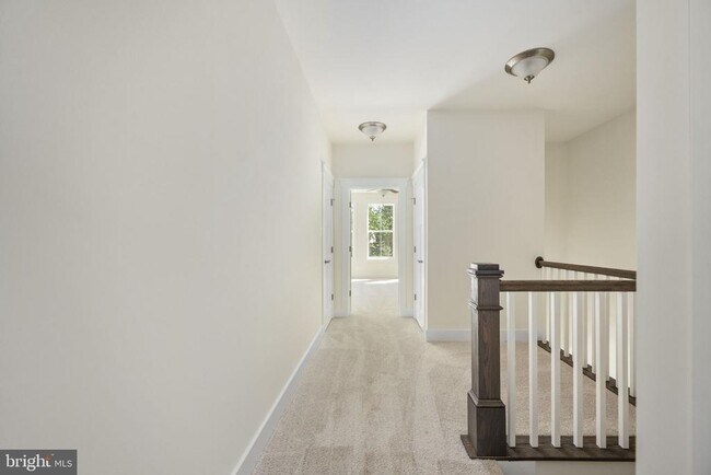 Building Photo - 356 Evermore Ln