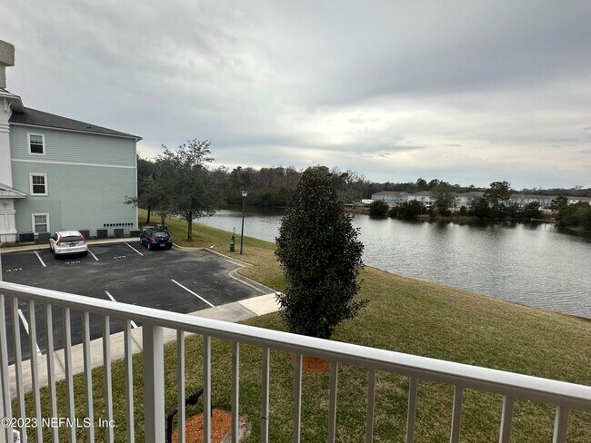 Building Photo - 4908 Key Lime Dr