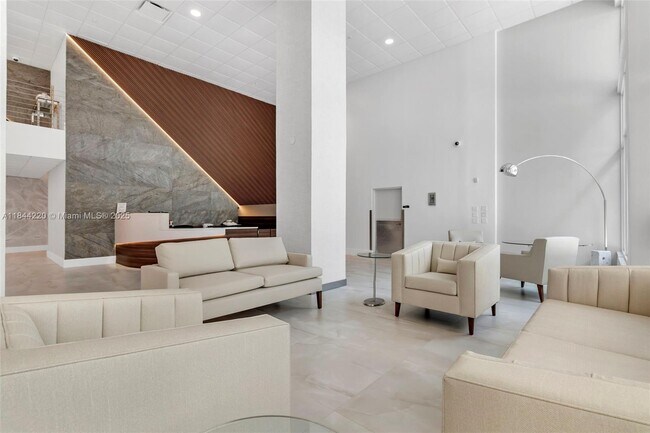 Building Photo - 3000 S Ocean Dr