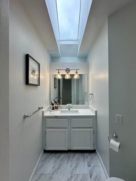 Downstairs Bathroom - 34426 10th Ave SW