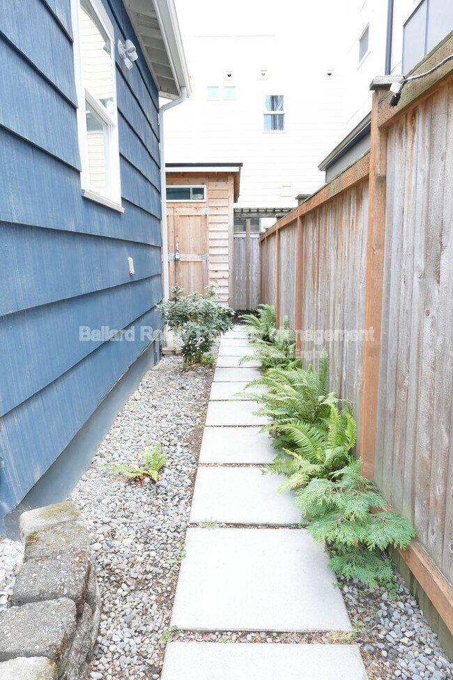 Building Photo - 1531 NW 62nd St