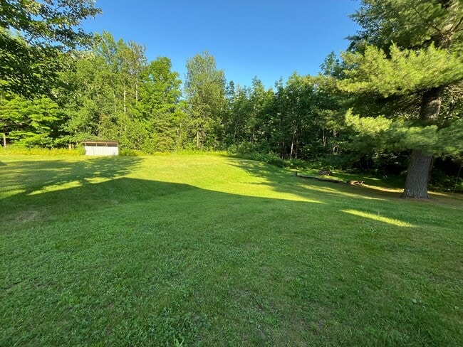 Building Photo - Beautiful 4 Bedroom 3 Bath Home in Cloquet...