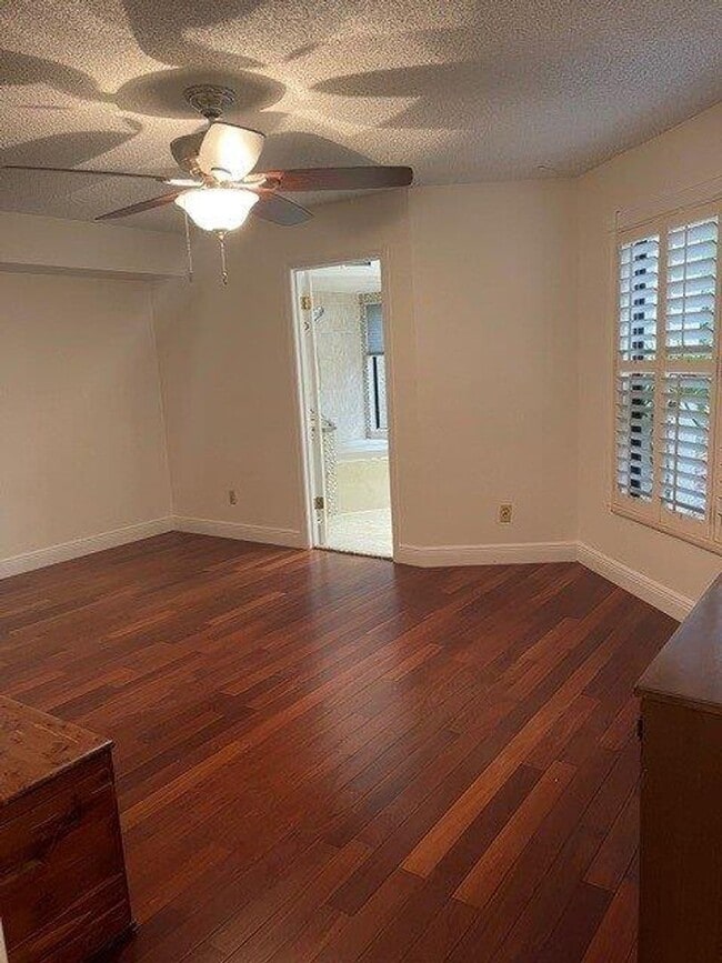 Building Photo - 1236 St Tropez Cir