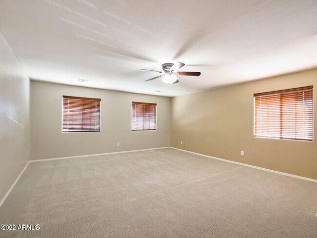 Building Photo - 2406 W Sienna Bouquet Pl
