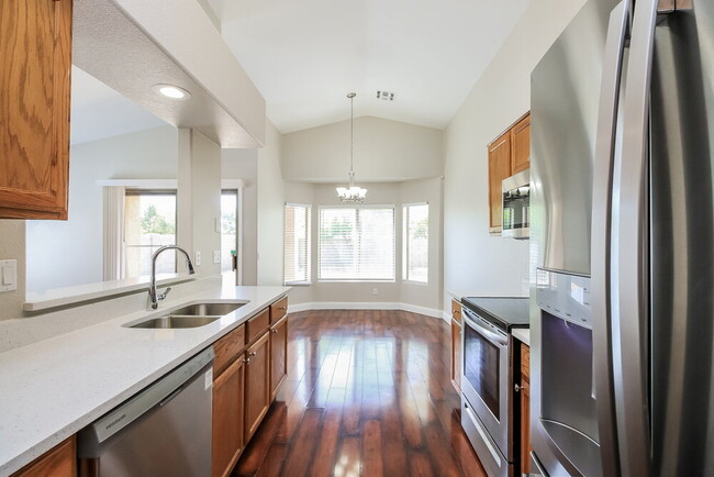 Building Photo - 1617 W Kesler Ln