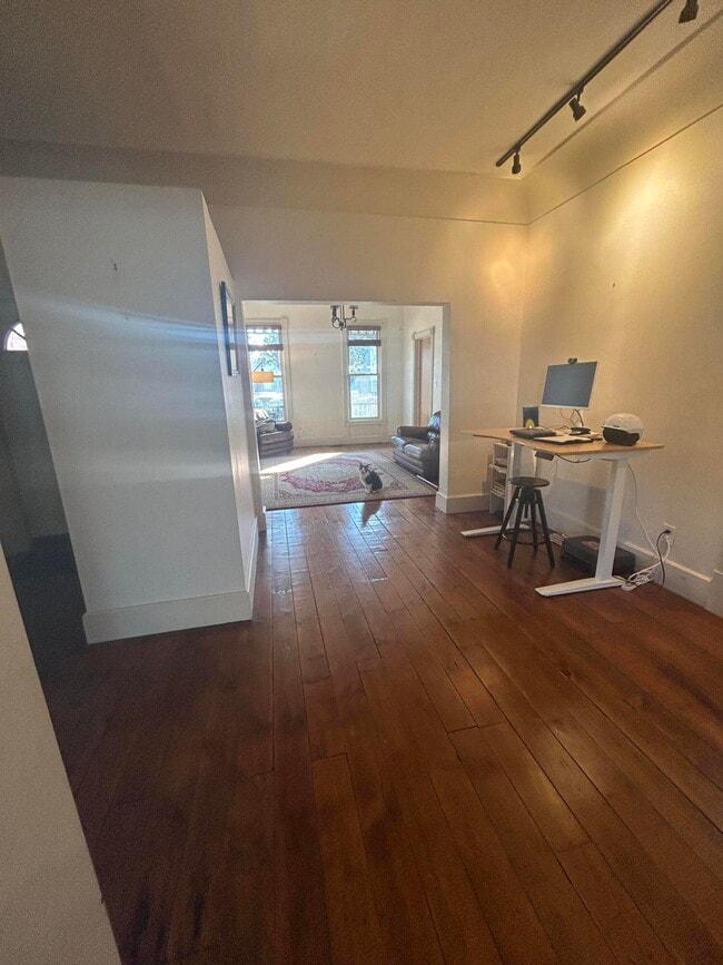 Building Photo - 1682 Bagley St