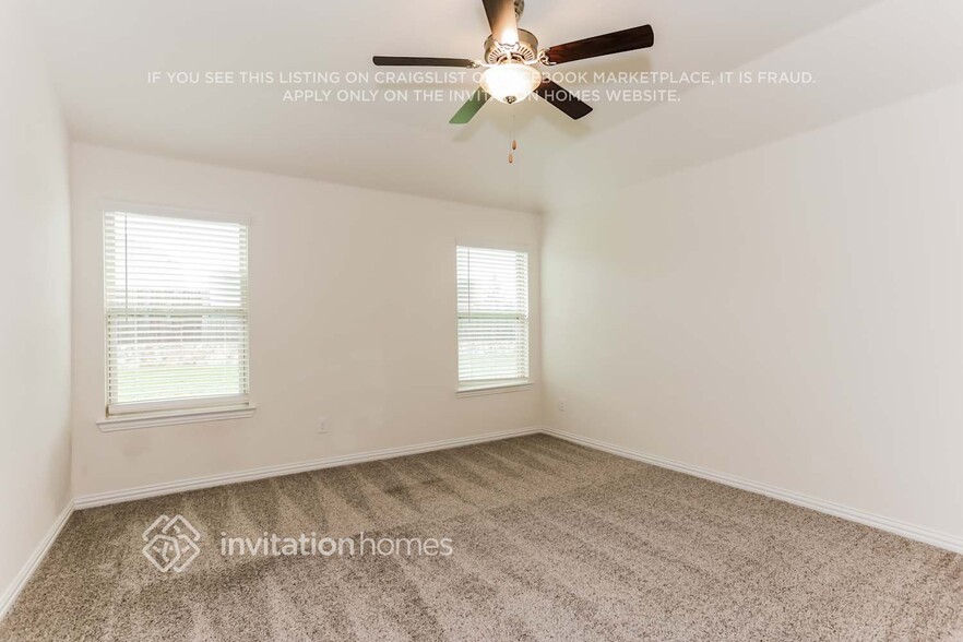 Building Photo - 1353 Renoir Dr