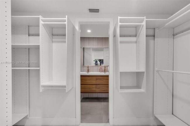 Building Photo - 4802 NW 11th Ave