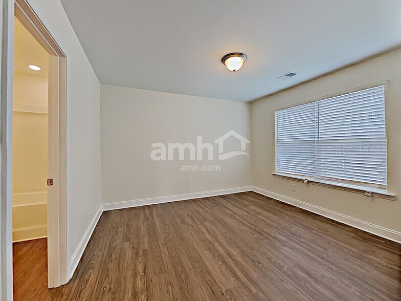 Building Photo - 311 Georgia Cir