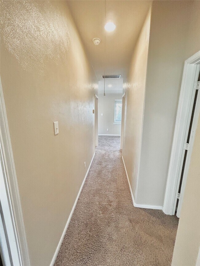 Building Photo - 20618 Sweetstone Grove Ln