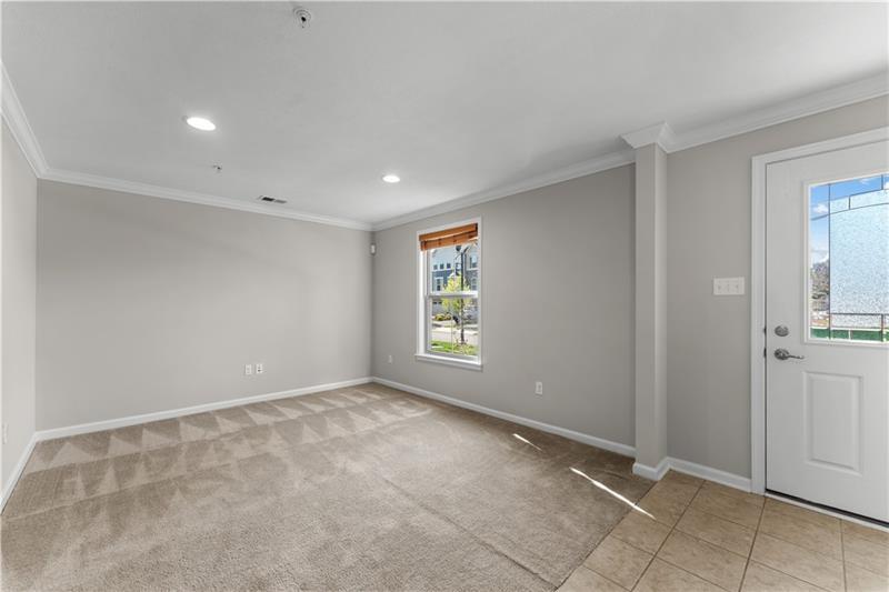Building Photo - 410 Fairmont Dr