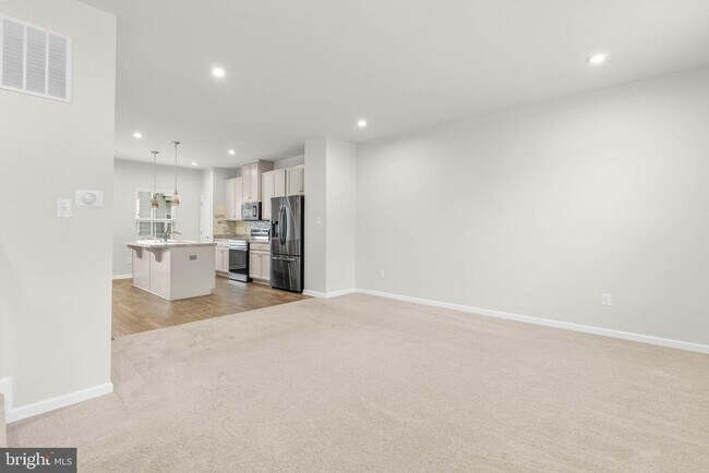 Building Photo - 21 Kohlmyer Dr