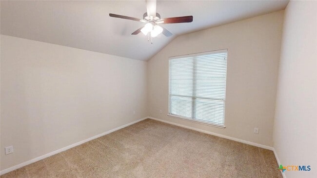 Building Photo - 1304 Lakeway Crossing Dr