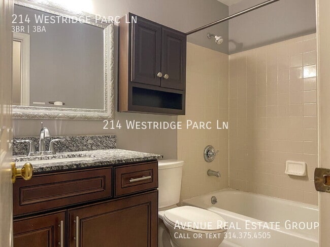 Building Photo - 214 Westridge Parc Ln