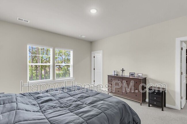 Building Photo - 1041 Old Cypress Run