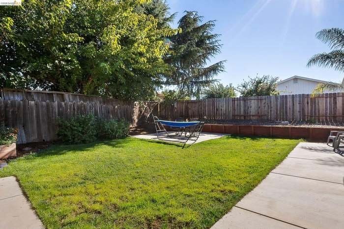 Building Photo - 4855 Edgewood Ct