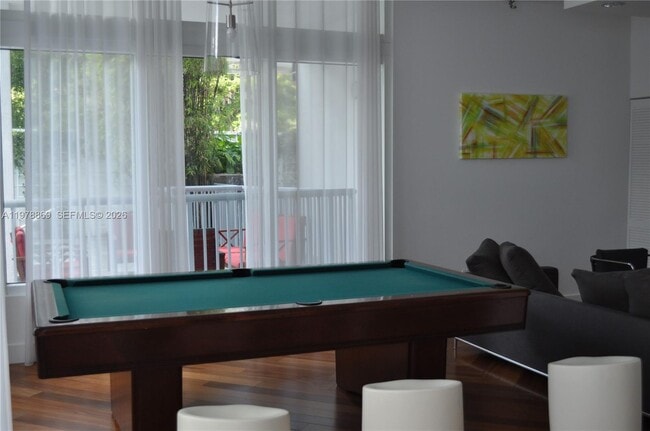 Building Photo - 234 NE 3rd St