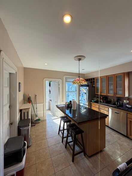 Building Photo - 3 Cambridge Ter