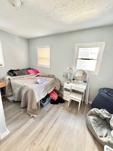 Building Photo - 10R Gardner St